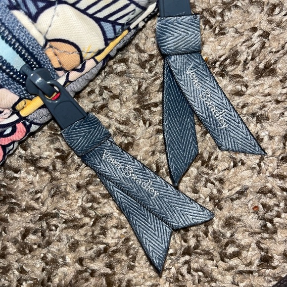 Vera Bradley Hipster Crossbody Purse/Bag - Picture 7 of 7